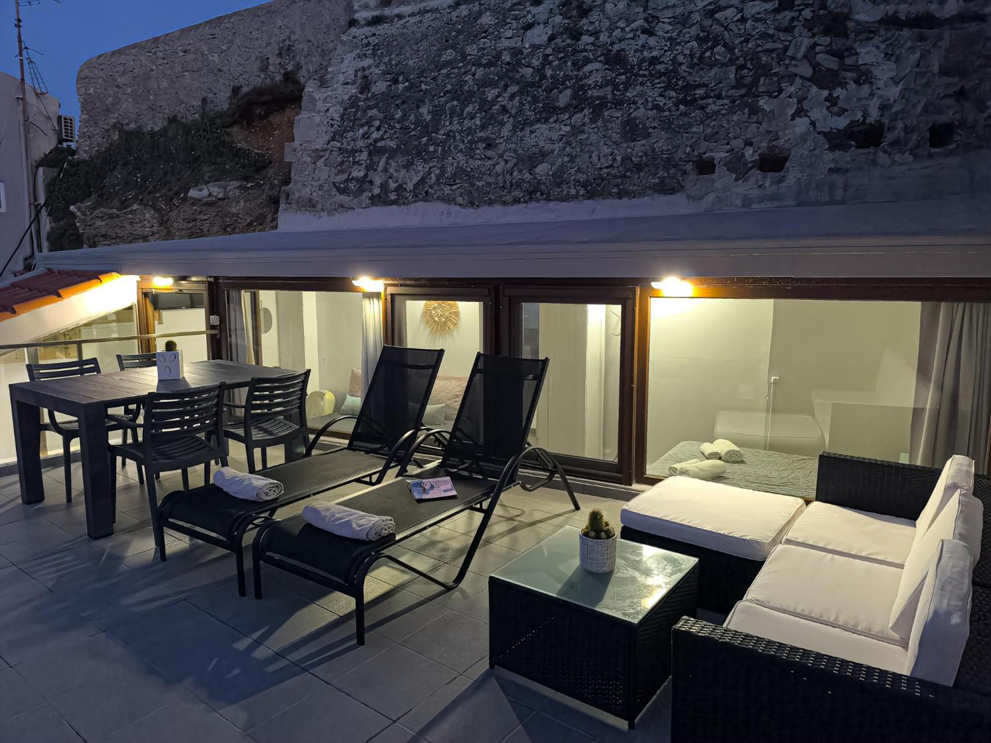 Charming Old Tannery House With Spacious Veranda And Stunning Sea View! Chania  Eksteriør billede