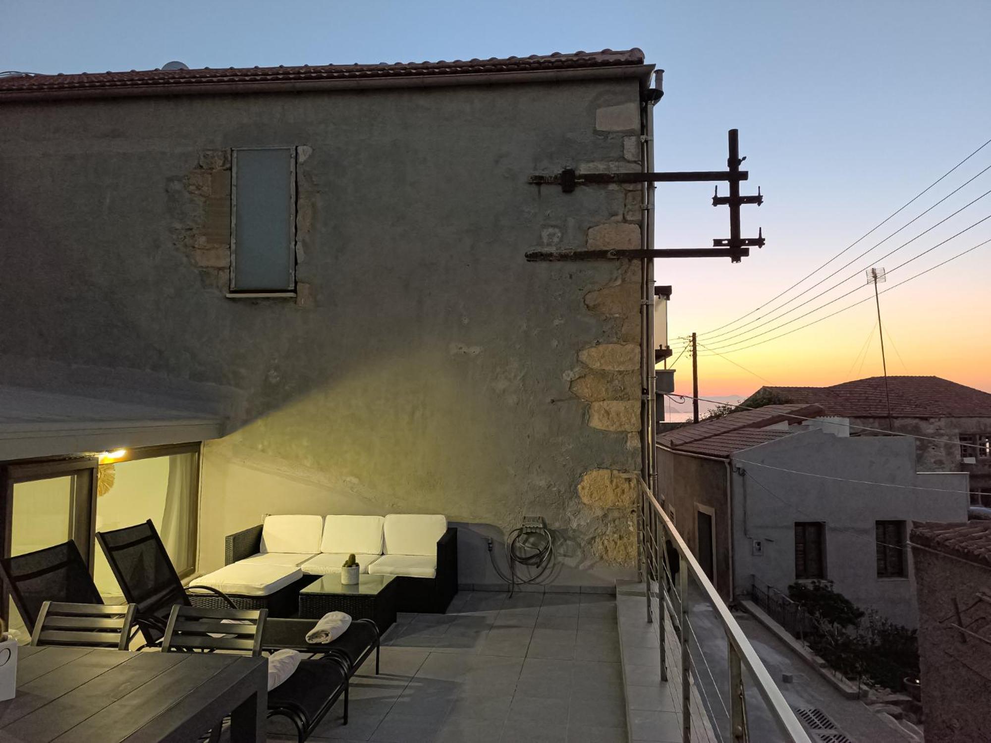 Charming Old Tannery House With Spacious Veranda And Stunning Sea View! Chania  Eksteriør billede